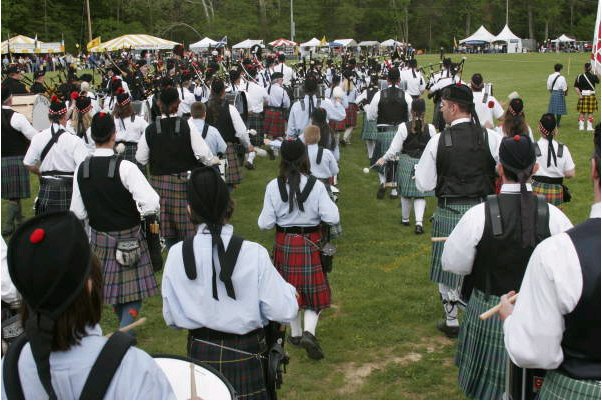 bpmassedbands01.jpg